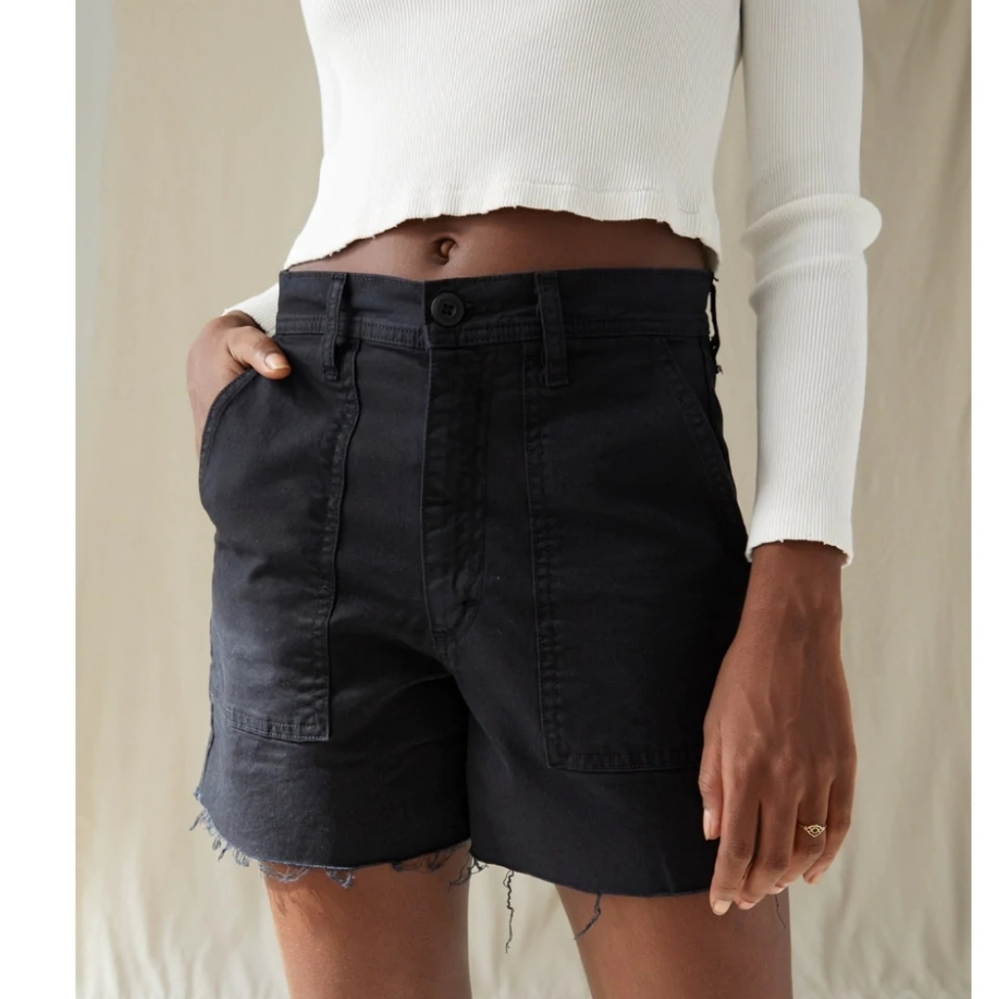 AMO Sybil military shorts, black size 28
